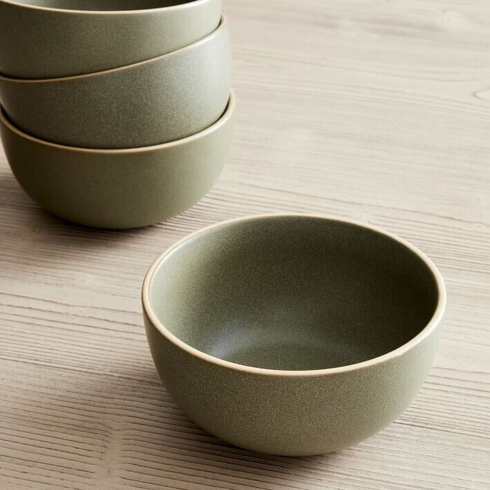 Hearth and Hand - Set of 4 - Matte Green Stoneware Cereal/Soup Bowls Magnolia